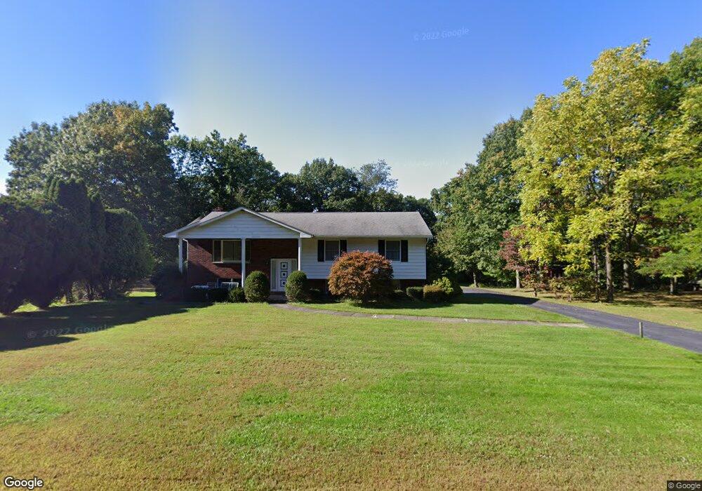 377 Renfer Rd, Pittston, PA 18640 - photo 1