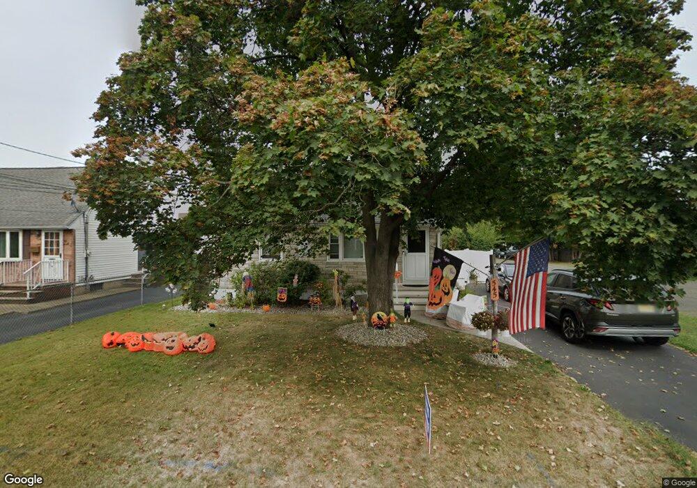 545 Edgeworth St, Middlesex, NJ 08846 - photo 1