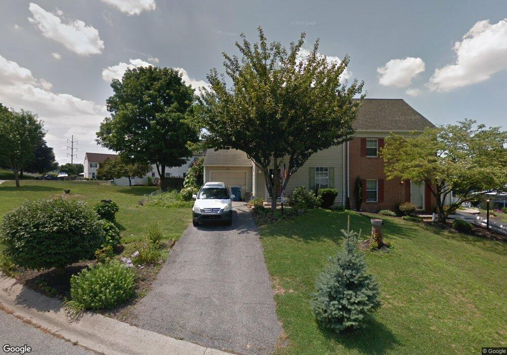 2036 Aspen Ln, Columbia, PA 17512 - photo 1