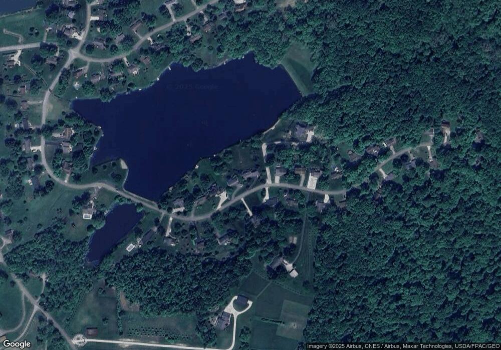 379 Deer Trail Dr, Thornville, OH 43076 - photo 1