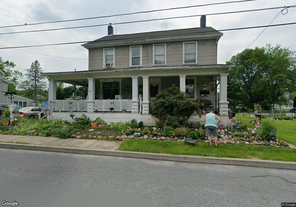 105 N Railroad St, Walnutport, PA 18088 - photo 1