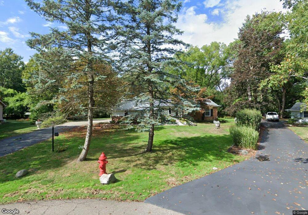 4140 Tanglewood Ct, Bloomfield Hills, MI 48301 - photo 1