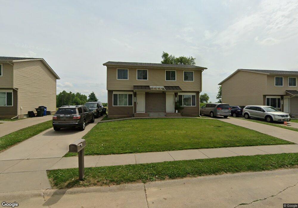 3407 W 42nd St, Davenport, IA 52806 - photo 1