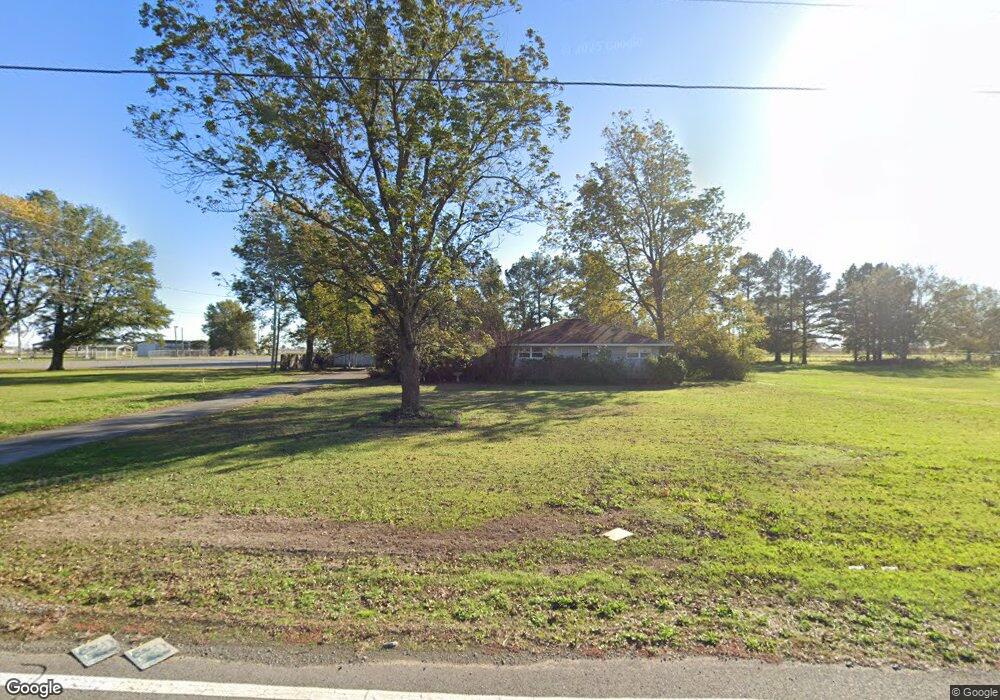 1003 W 22nd St, Stuttgart, AR 72160 - photo 1