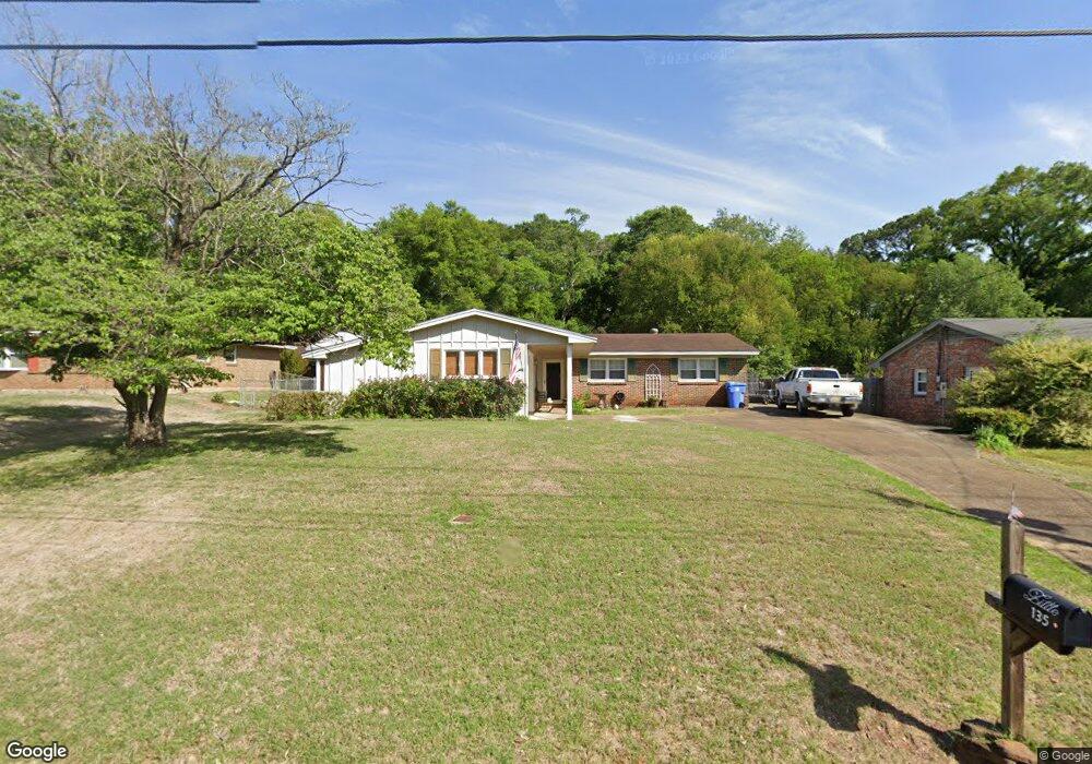 135 Carol St, Prattville, AL 36067 - photo 1