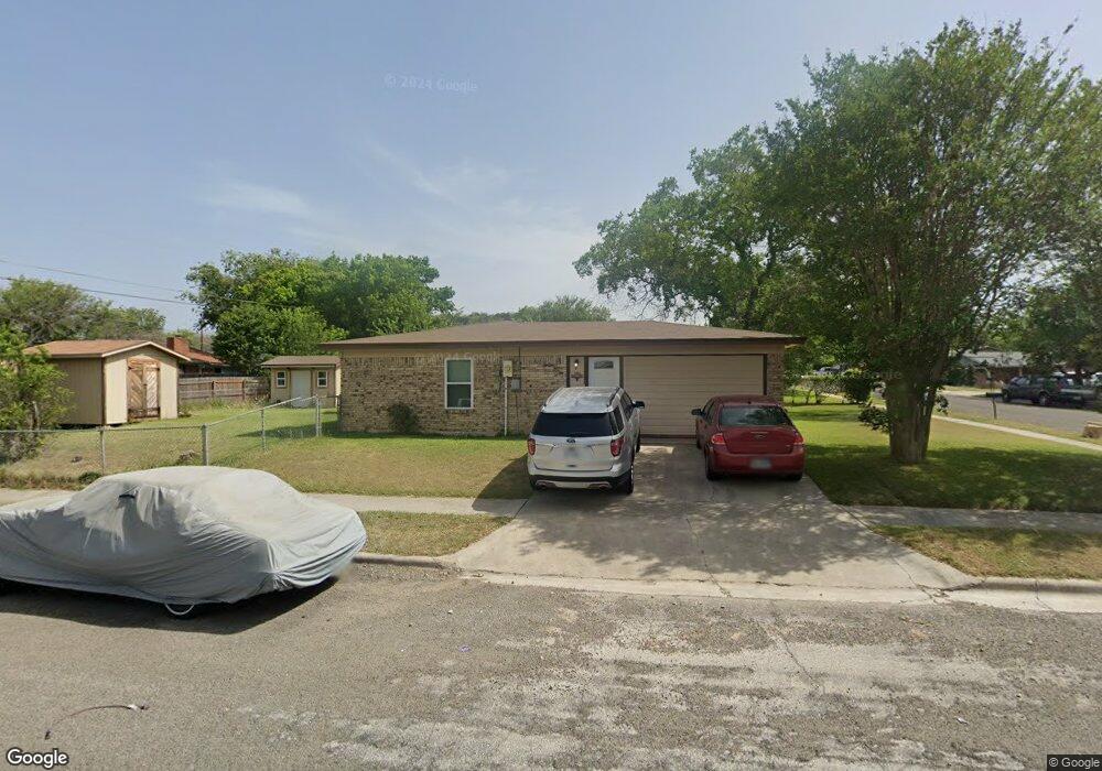 1913 Dennis St, Copperas Cove, TX 76522 - photo 1