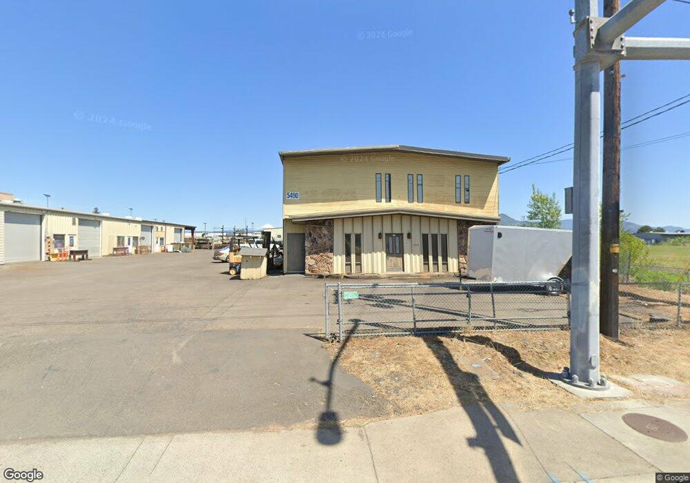 5490 Table Rock Rd, Central Point, OR 97502 - photo 1