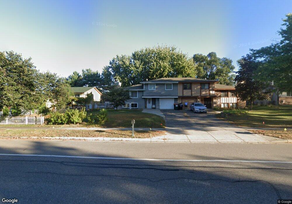 575 Egret Blvd NW, Coon Rapids, MN 55448 - photo 1