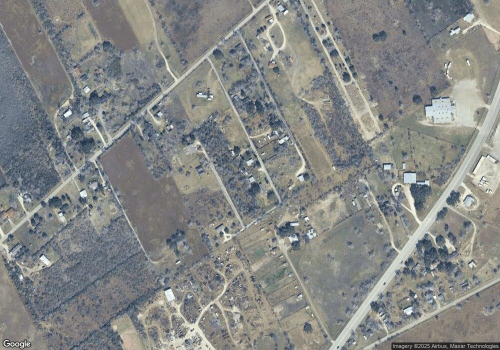 200 County Road 402, Beeville, TX 78102 - photo 1