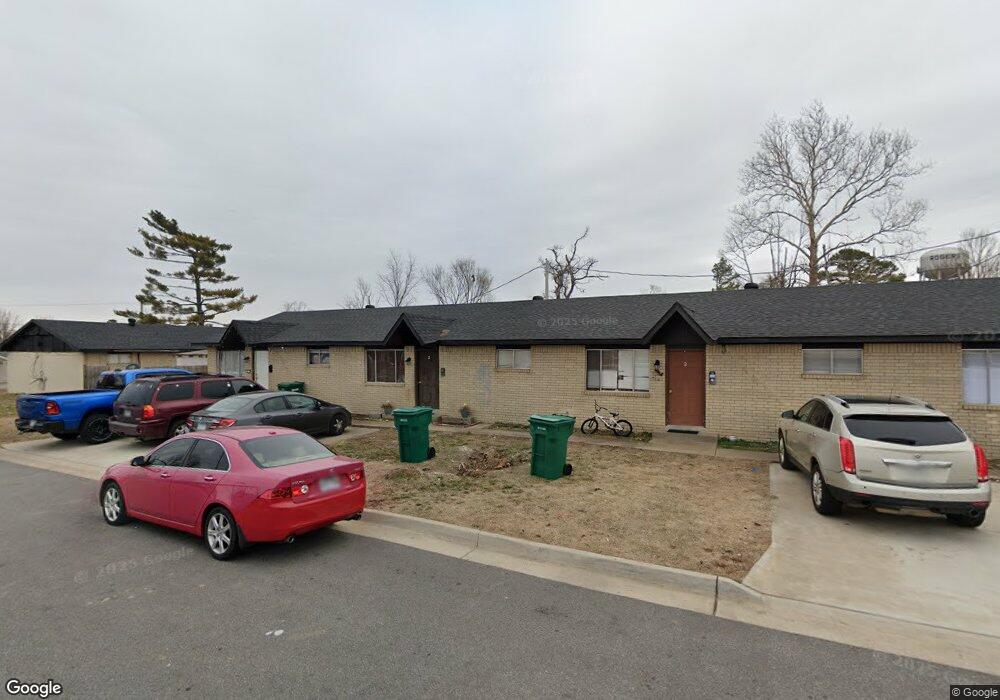 511 N 11th St unit 3, Rogers, AR 72756 - photo 1