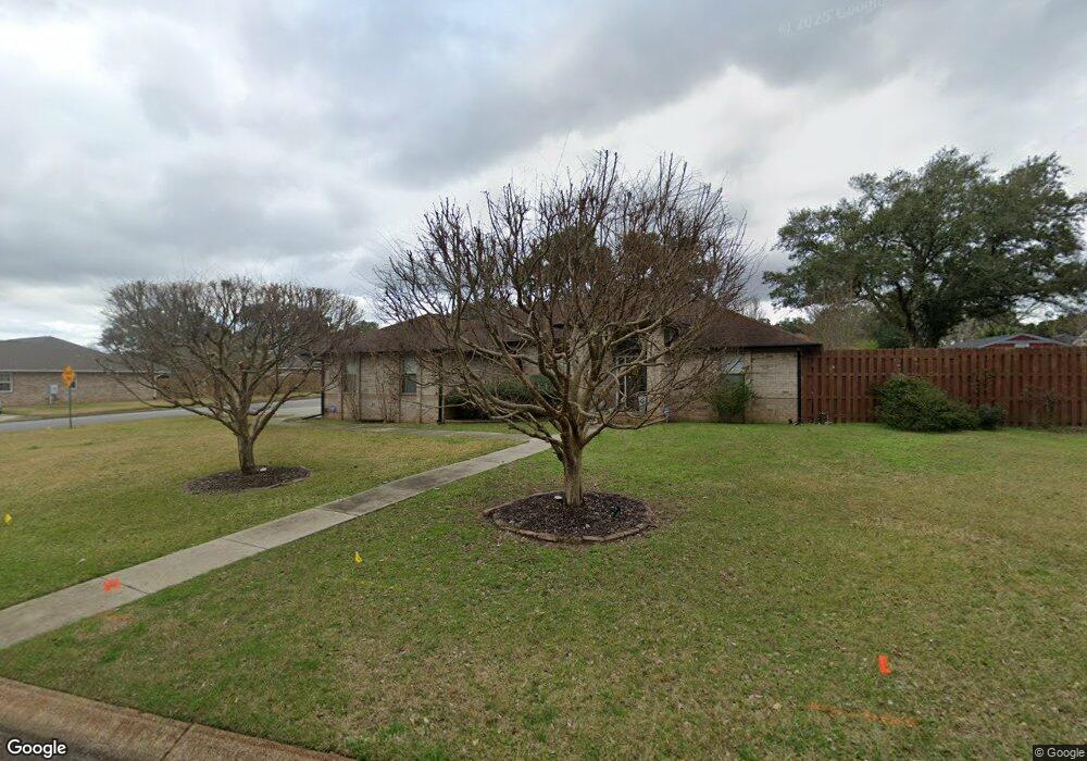 2501 Sweet Heart Ln, Pensacola, FL 32526 - photo 1