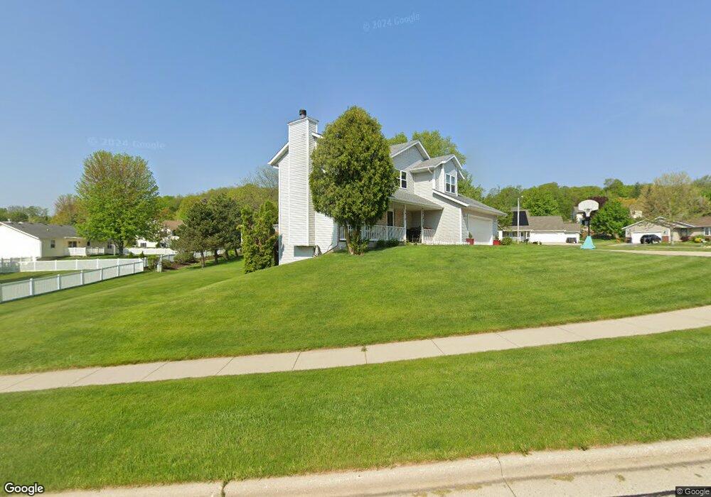 1416 Villa Park Ct, West Bend, WI 53090 - photo 1