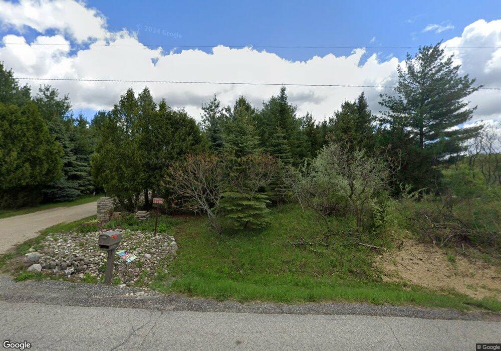 9648 Maple Tree Rd, Kewaskum, WI 53040 - photo 1