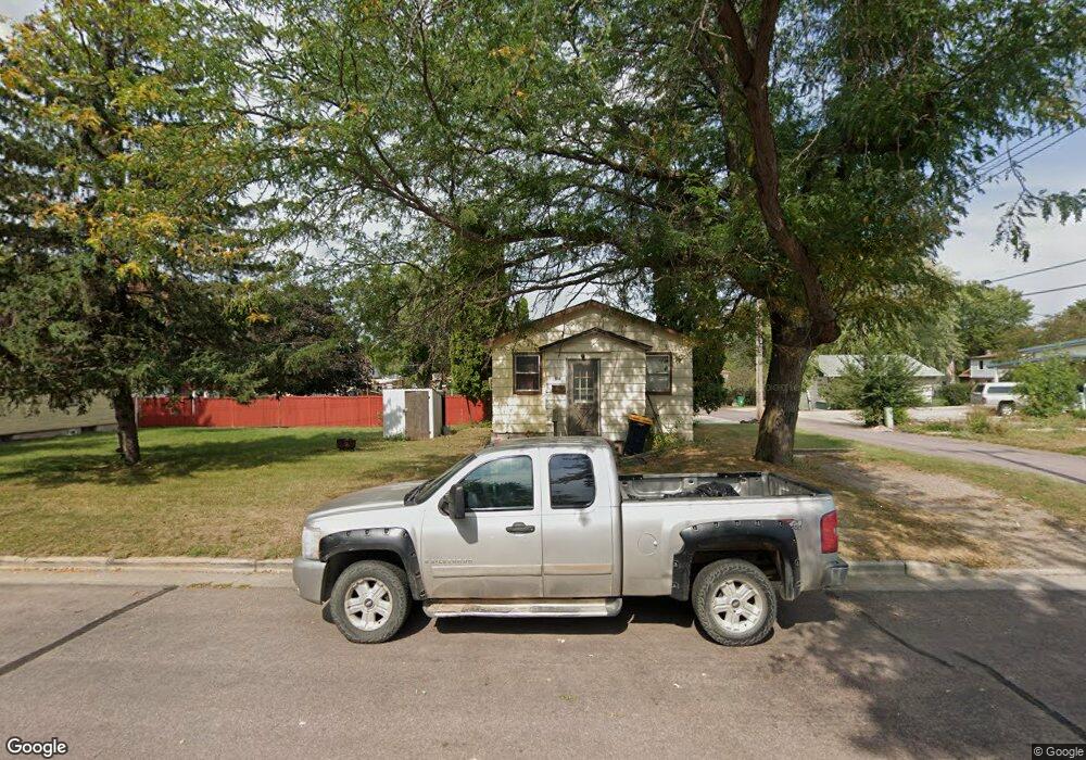 618 14th St N, New Ulm, MN 56073 - photo 1