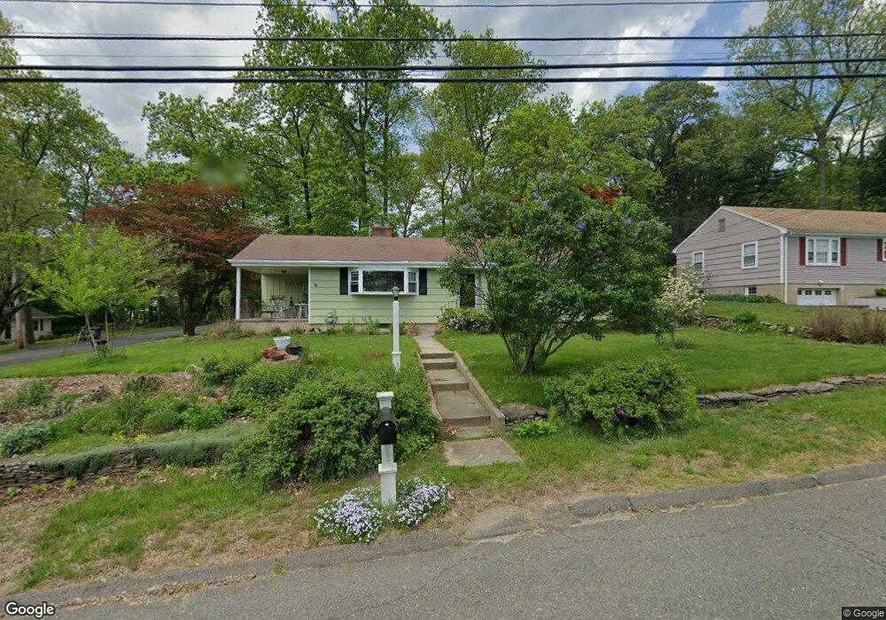 5 Glen Spring Dr, Trumbull, CT 06611 - photo 1