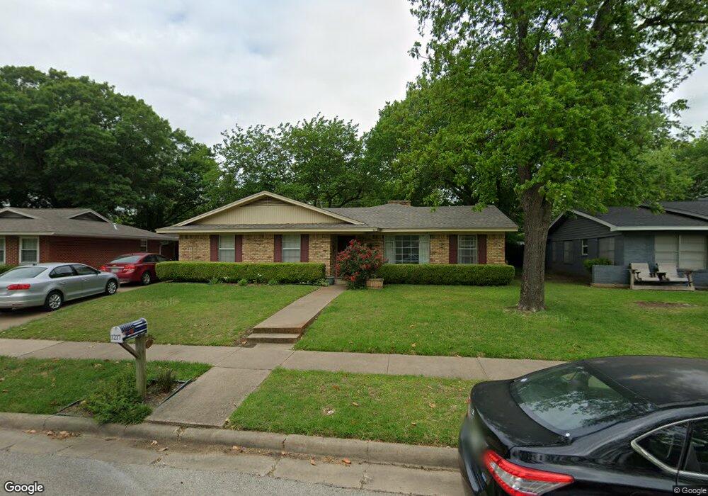 1217 Crestridge St, Ennis, TX 75119 - photo 1