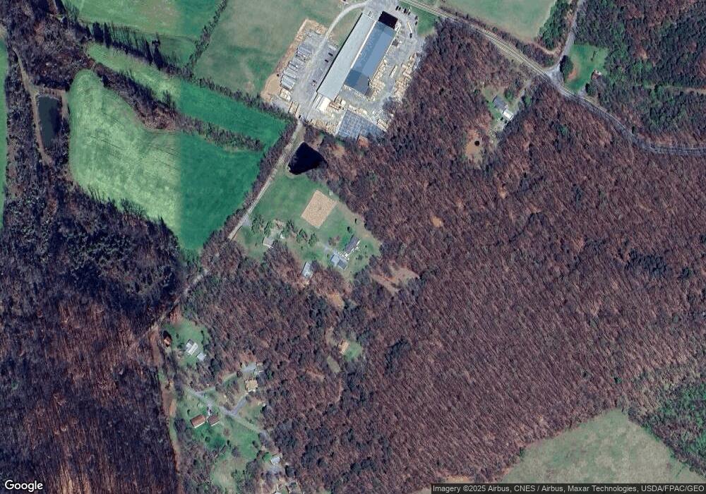 201 Deer View Ln, Points, WV 25437 - photo 1