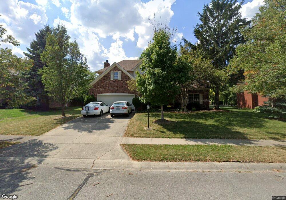 10256 Bent Tree Ln, Fishers, IN 46037 - photo 1