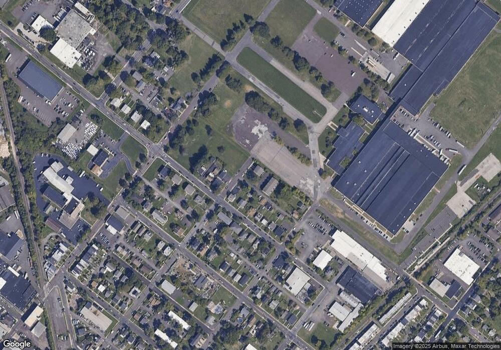 815 N Towamencin Ave, Lansdale, PA 19446 - photo 1