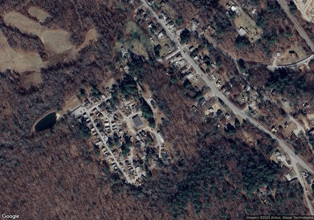 42 Wesley Cir, Willimantic, CT 06226 - photo 1