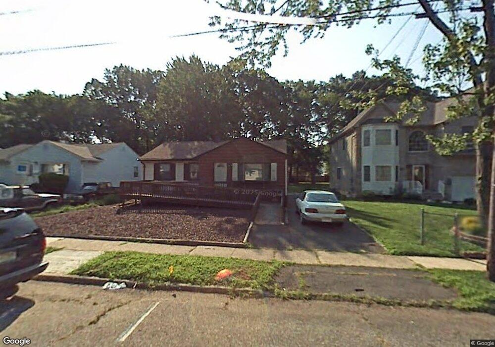 121 Creemer Ave unit 10, Iselin, NJ 08830 - photo 1