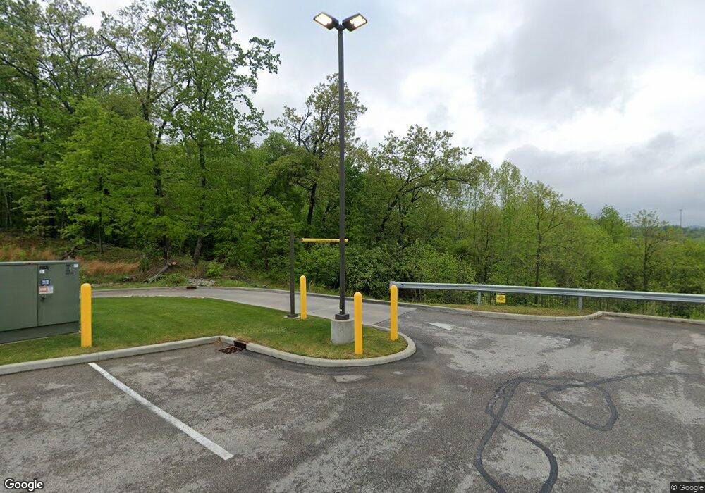 2307 State St, New Albany, KY 47150 - photo 1