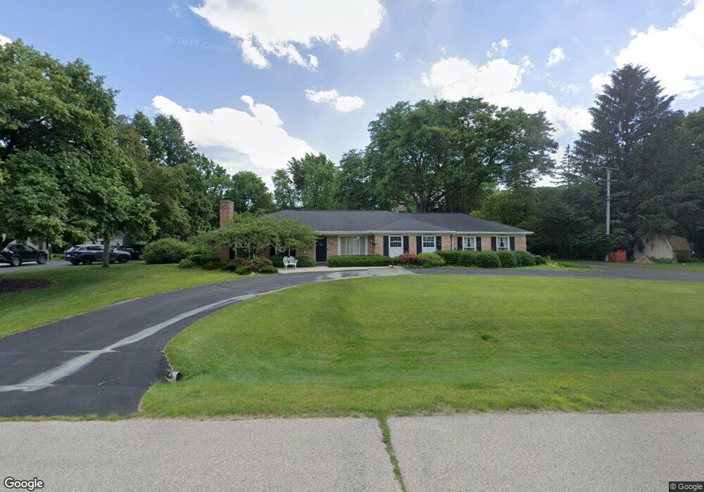 13145 Dunwoody Dr, Elm Grove, WI 53122 - photo 1