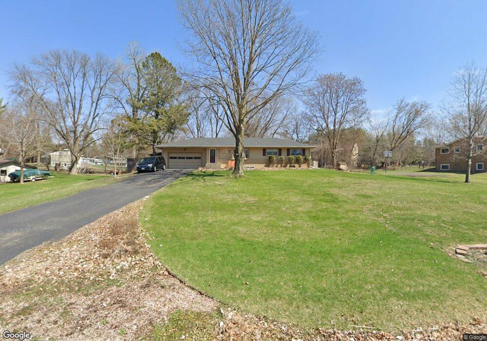 5717 Bluebird Ln, Minnetonka, MN 55345 - photo 1