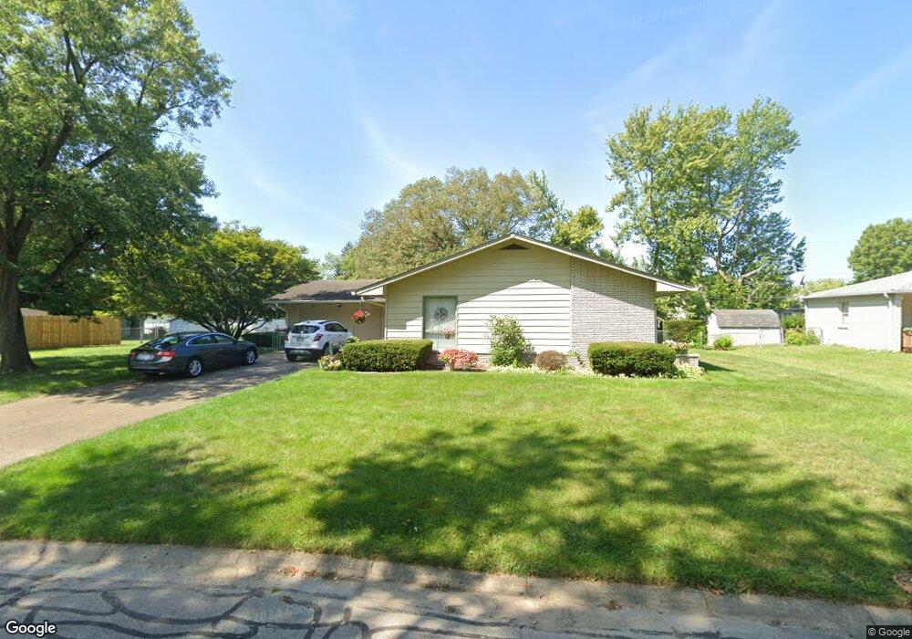 2822 Tulip Dr, Columbus, IN 47203 - photo 1