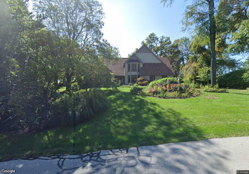 8 Oakleigh Dr, Collinsville, IL 62234 - photo 1