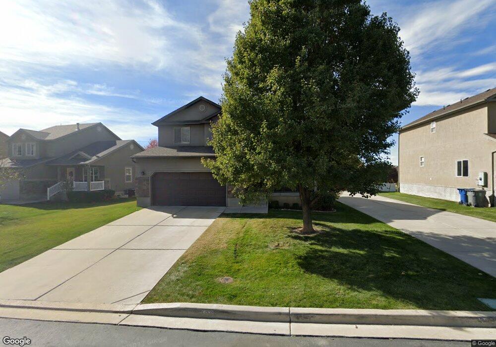 702 S Apple Grove Ln, Pleasant Grove, UT 84062 - photo 1