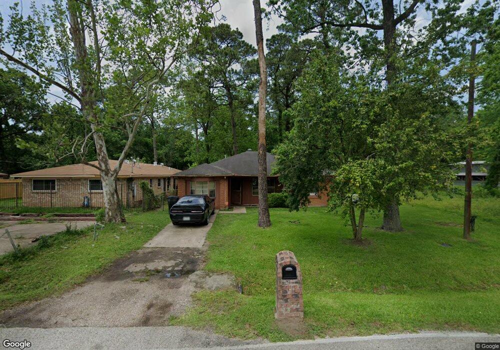 7439 Crofton St, Houston, TX 77028 - photo 1