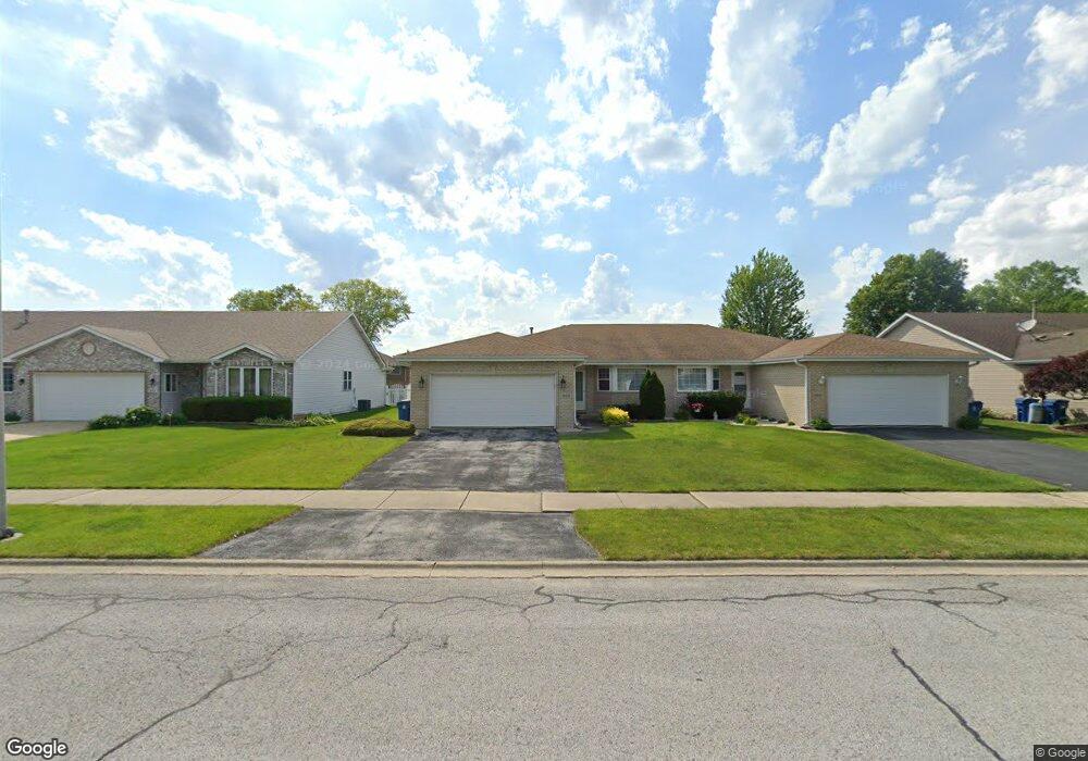 902 Blue Jay Way, Dyer, IN 46311 - photo 1