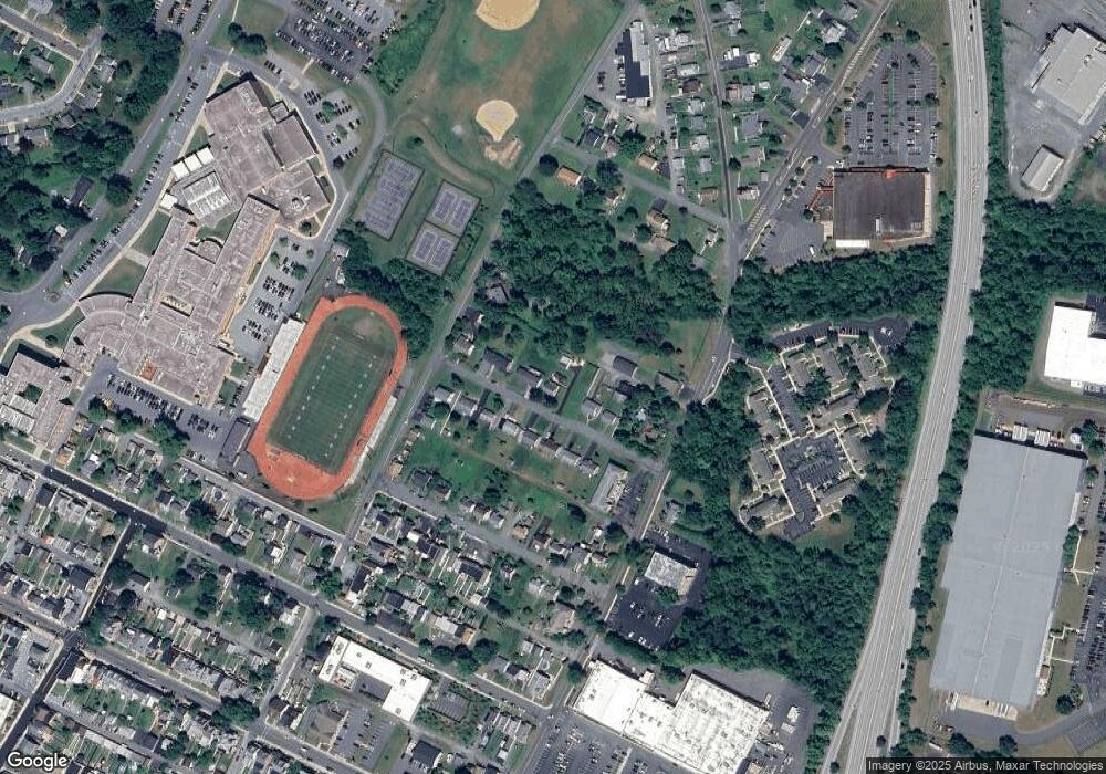 727 E 6th St, Boyertown, PA 19512 - photo 1