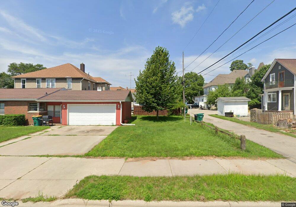 1374 Merryman St, Marinette, WI 54143 - photo 1