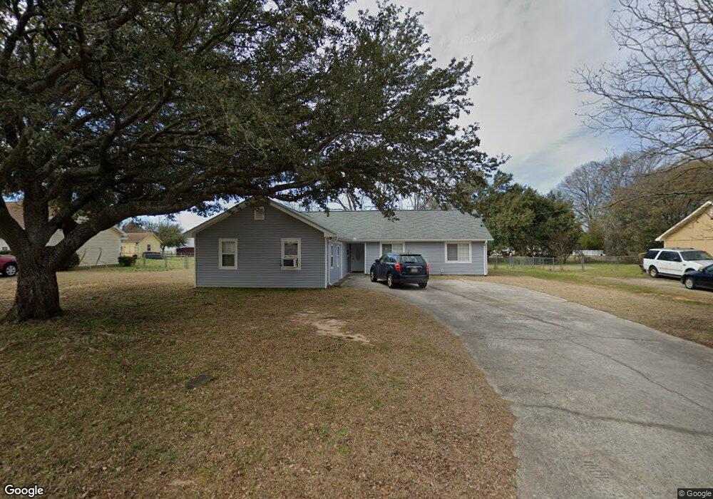 109 Rainbow Ave, Warner Robins, GA 31093 - photo 1