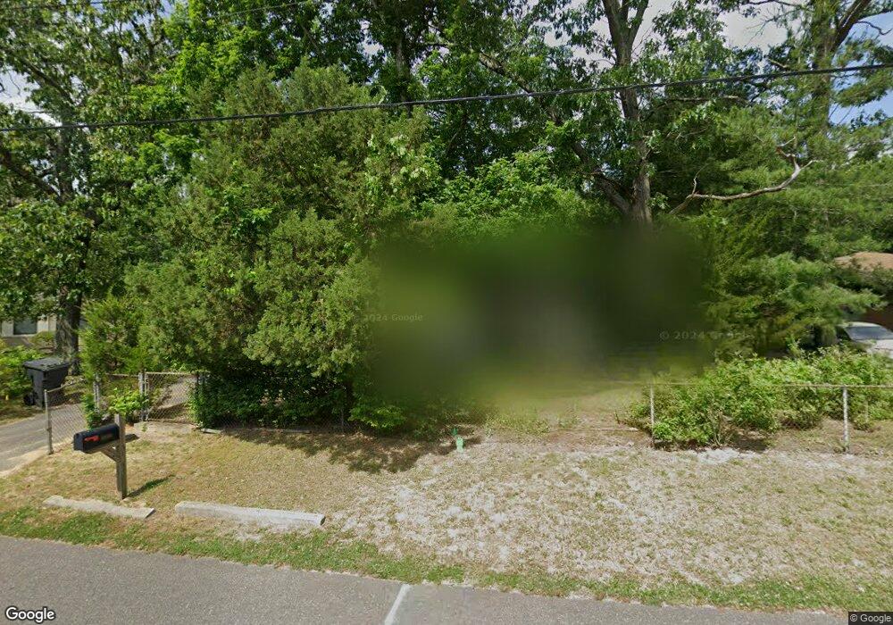 2114 Robin Ln, Toms River, NJ 08755 - photo 1