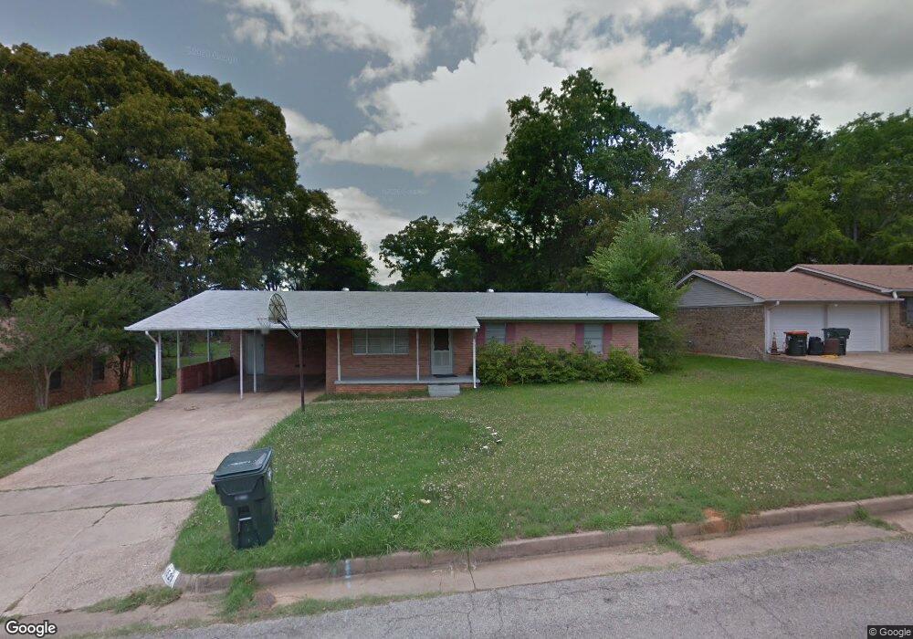 1521 Crockett Dr, Tyler, TX 75701 - photo 1