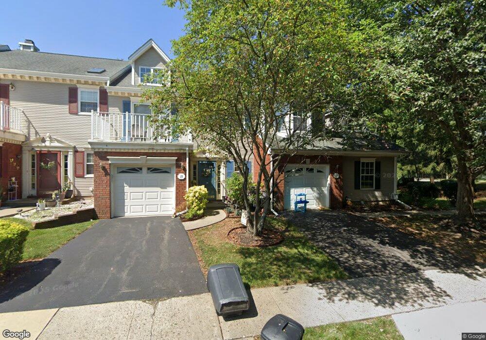 13 Diamond Ct unit 377, Franklin Park, NJ 08823 - photo 1