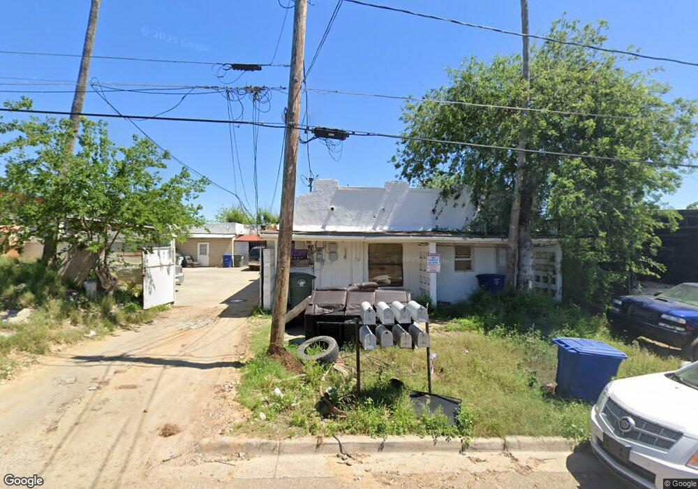 2011 Lexington Ave, Laredo, TX 78040 - photo 1