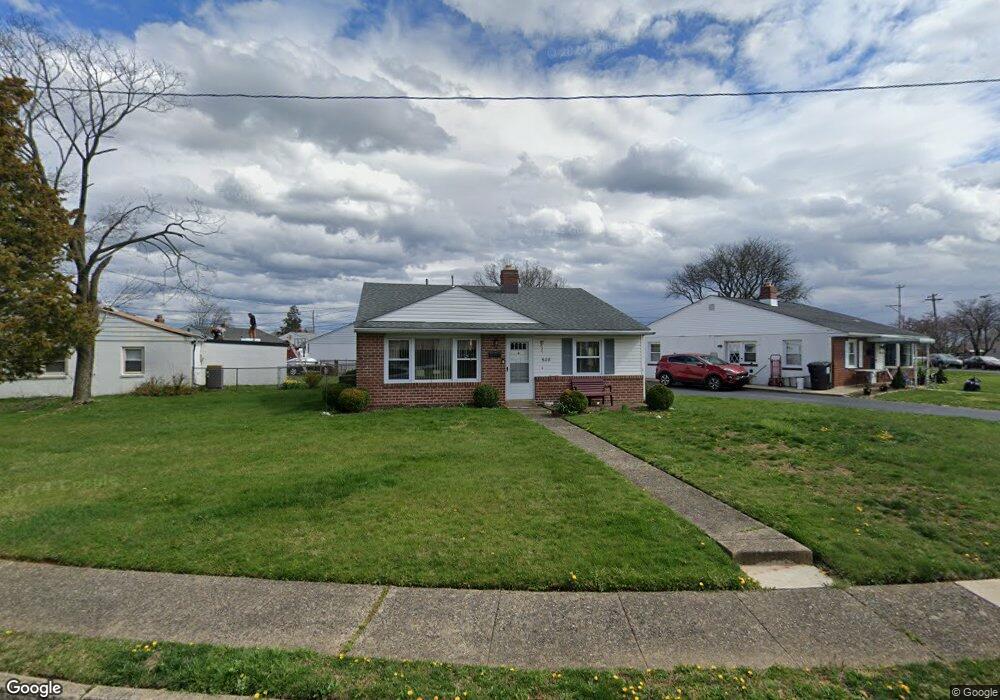 608 Glencroft Cir, Folcroft, PA 19032 - photo 1