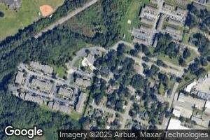 710 W 58th St, Savannah, GA 31405