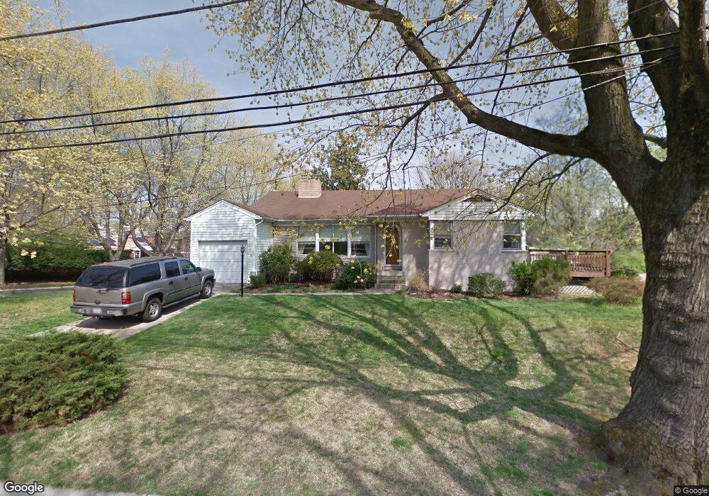 9019 Levelle Dr, Chevy Chase, MD 20815 - photo 1