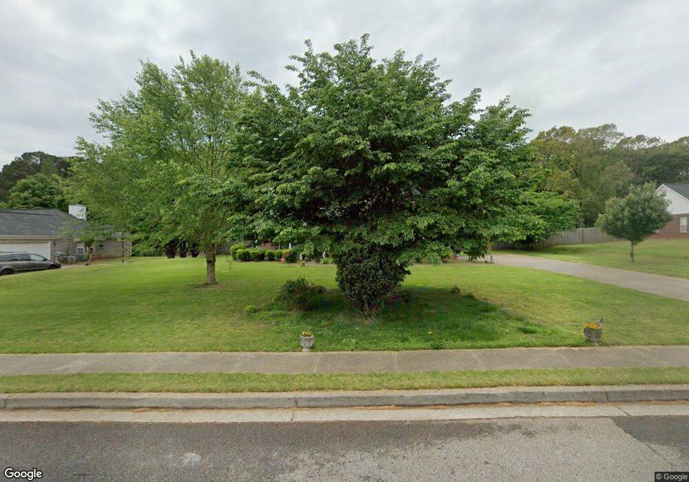 414 Camden Dr, Winder, GA 30680 - photo 1