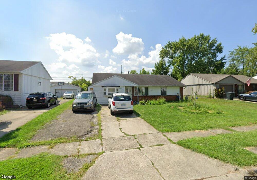 4651 Henley Ave, Columbus, OH 43228 - photo 1