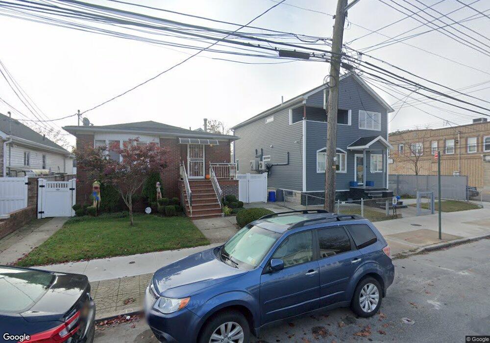 10102 159th Ave, Jamaica, NY 11414 - photo 1