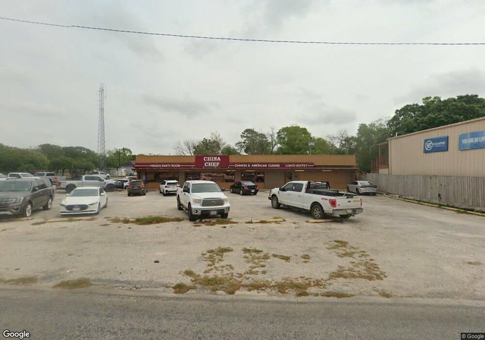 2705 Avenue F, Bay City, TX 77414 - photo 1