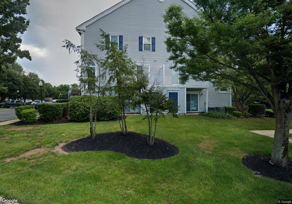 512 Dunn Cir unit L, Bridgewater, NJ 08807 - photo 1