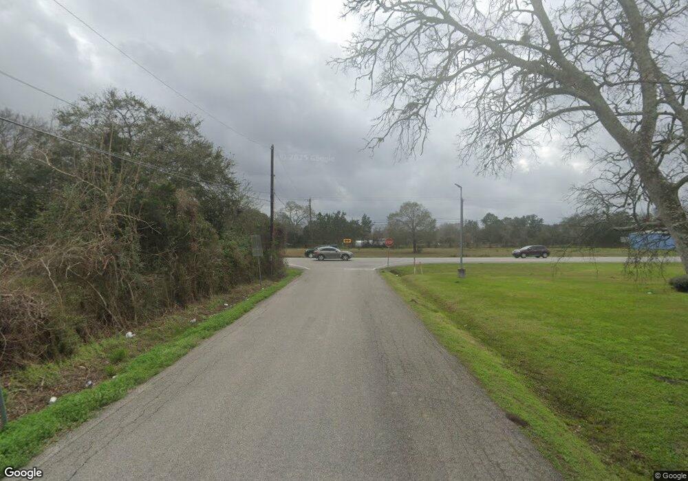 711 County Road 351, Alvin, TX 77511 - photo 1