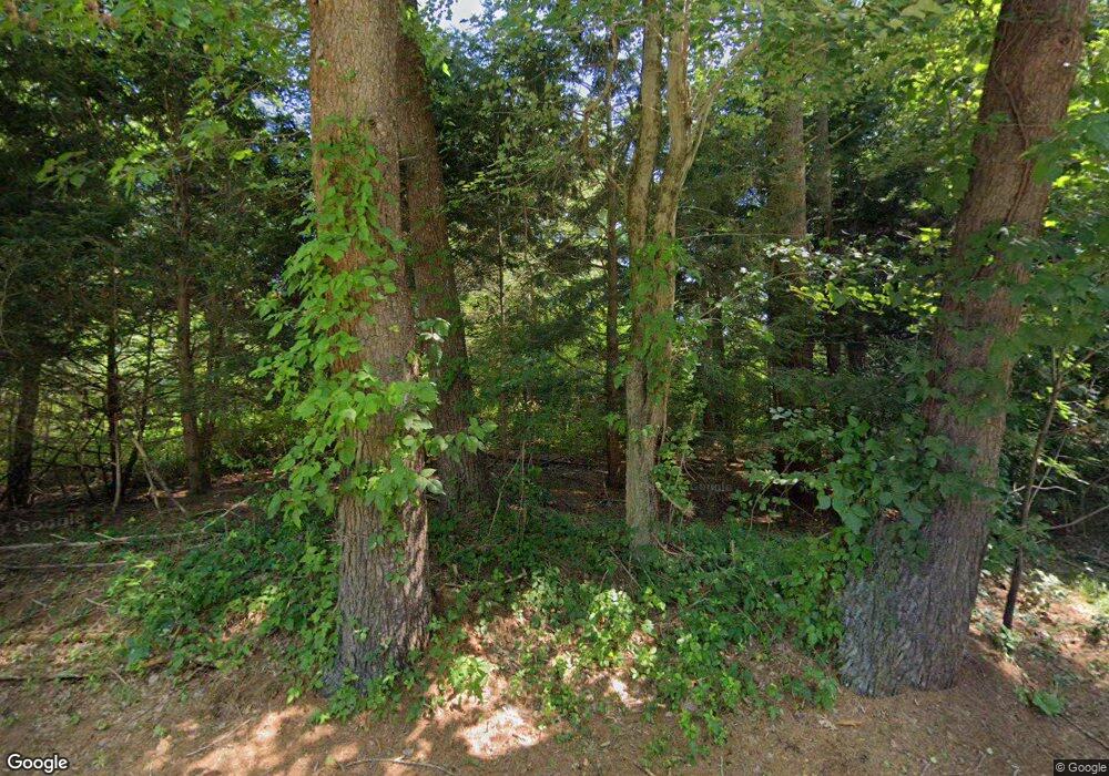 480 Five Mile River Rd, Putnam, CT 06260 - photo 1